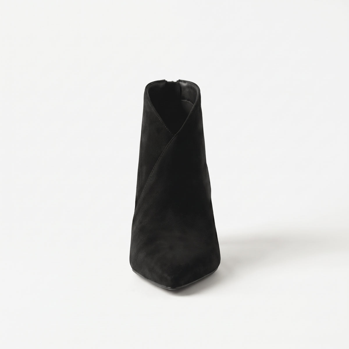 Noir boots effet suède femme bout pointu vue de face Chaussay