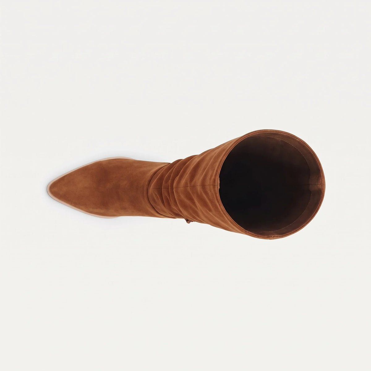 Marron botte femme seule en studio, vue de dessus, tige souple et bout pointu